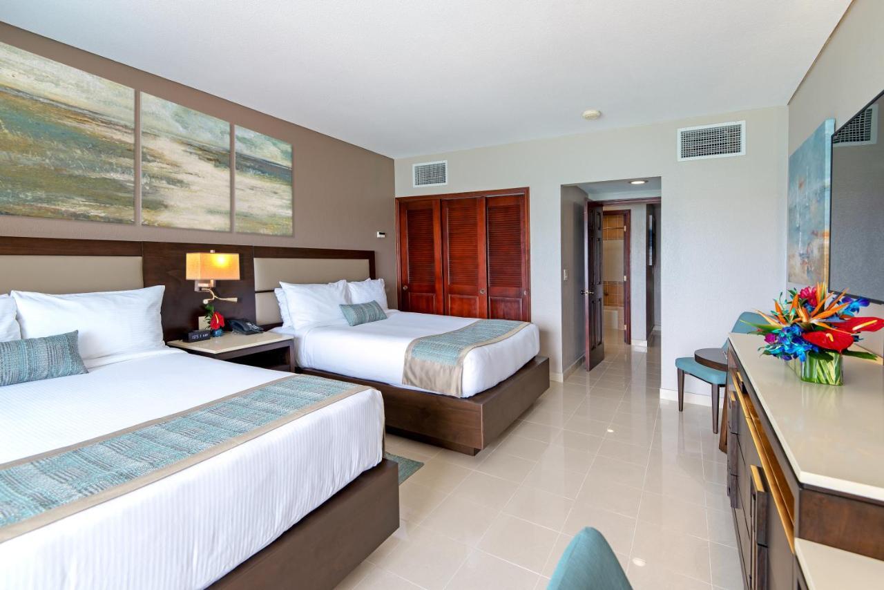 The Villas At Simpson Bay Resort Екстер'єр фото