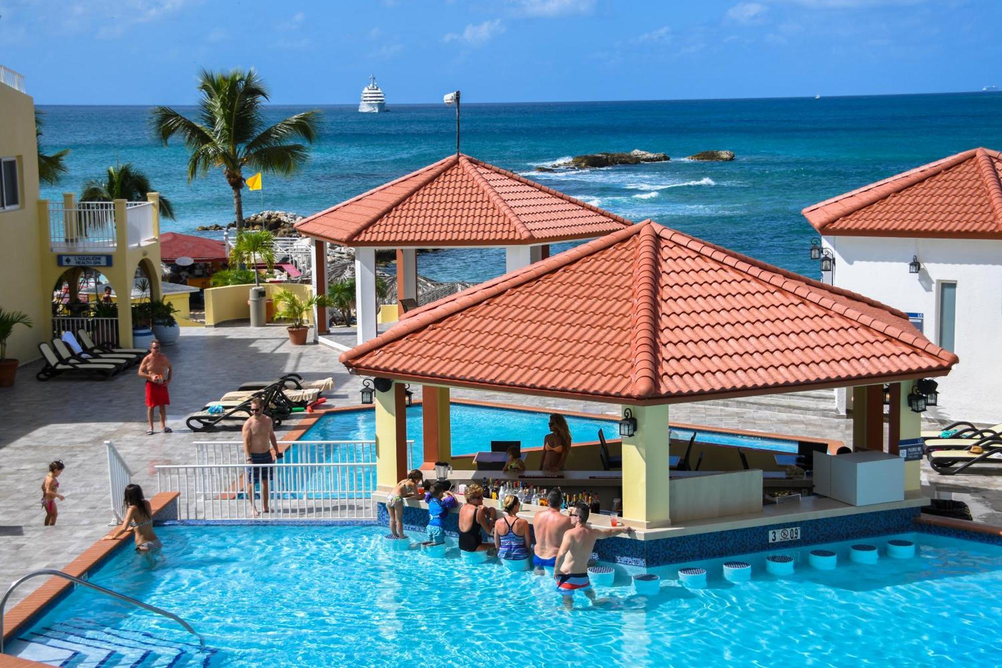 The Villas At Simpson Bay Resort Екстер'єр фото